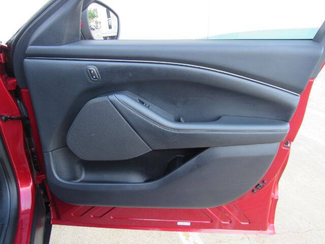 2021 Ford Mustang Mach-E Select