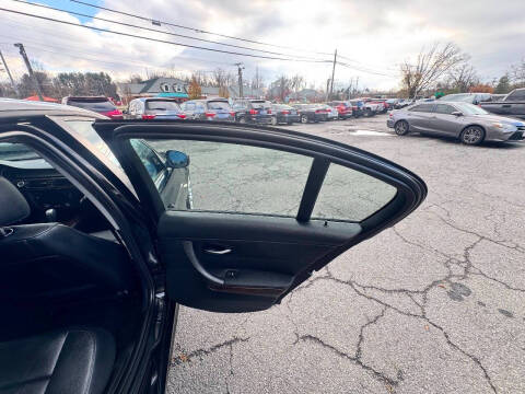 2011 BMW 3 Series 328i