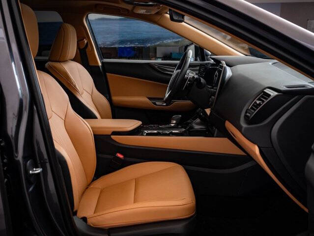 2025 Lexus NX 350h Premium