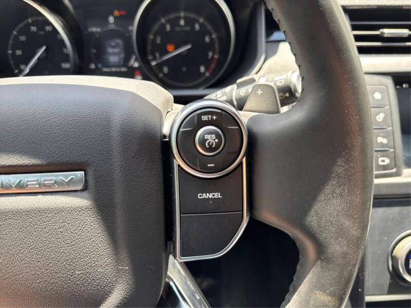 2017 Land Rover Discovery SE