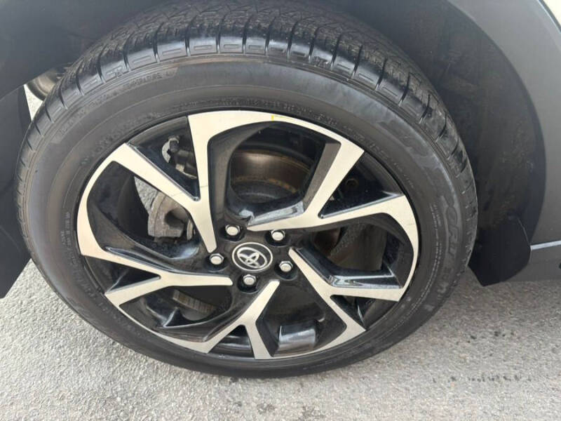 2018 Toyota C-HR XLE
