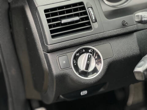 2011 Mercedes-Benz C-Class