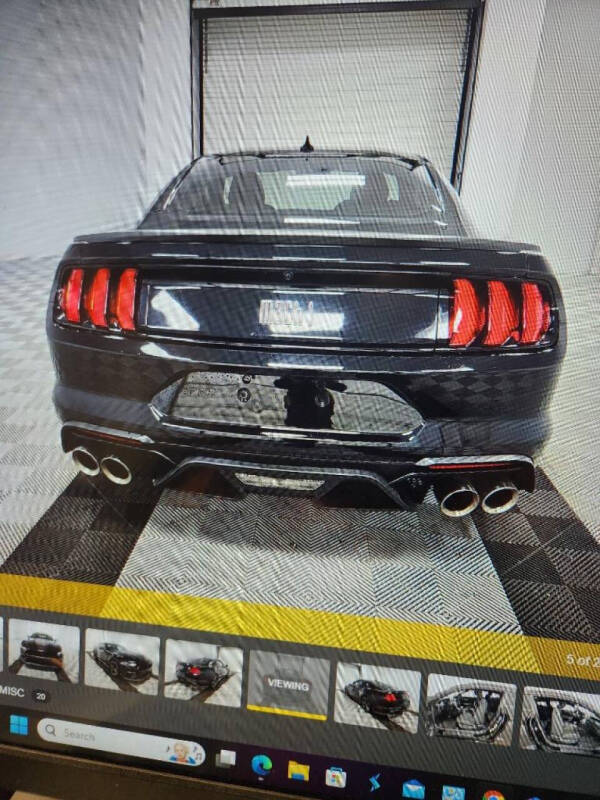 2022 Ford Mustang Mach 1