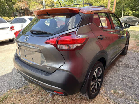 2019 Nissan Kicks SR
