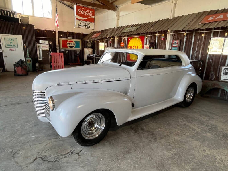 1940 Chevrolet Custom 2 Door