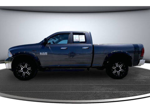 2016 RAM 1500 SLT