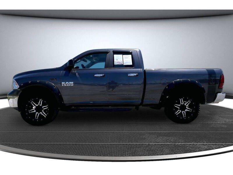 2016 RAM 1500 SLT