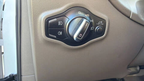 2015 Audi Q5 2.0T quattro Premium Plus