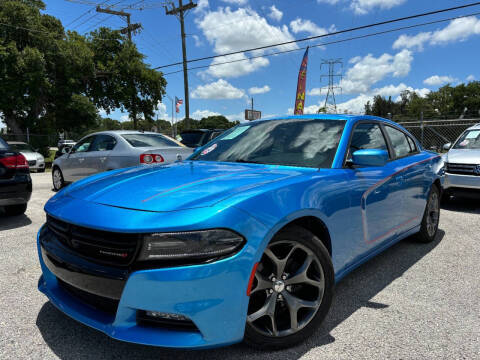 2015 Dodge Charger for sale at Das Autohaus Quality Used Cars in Clearwater FL
