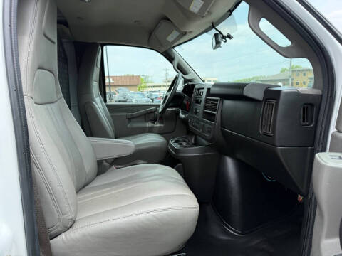2018 Chevrolet Express 2500