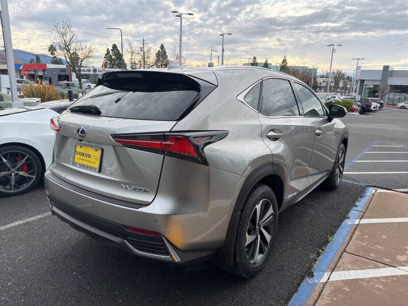 2021 Lexus NX 300h