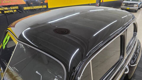 1942 Ford Super Deluxe