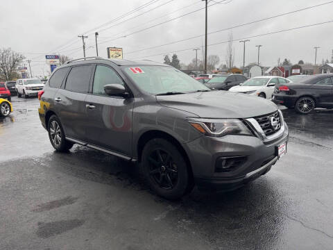 2019 Nissan Pathfinder SL