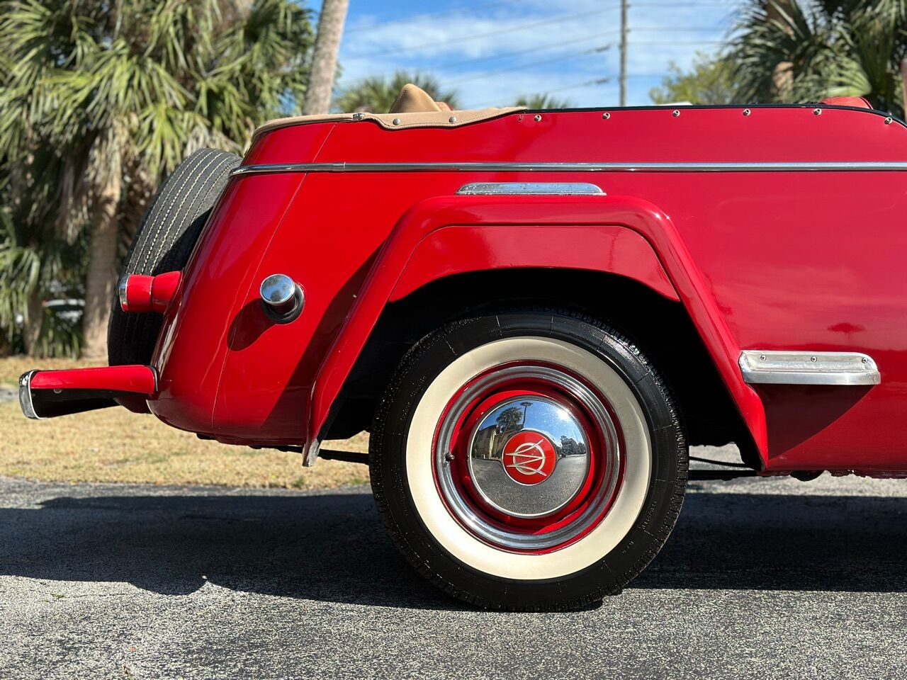 1949 Willys Jeepster 85