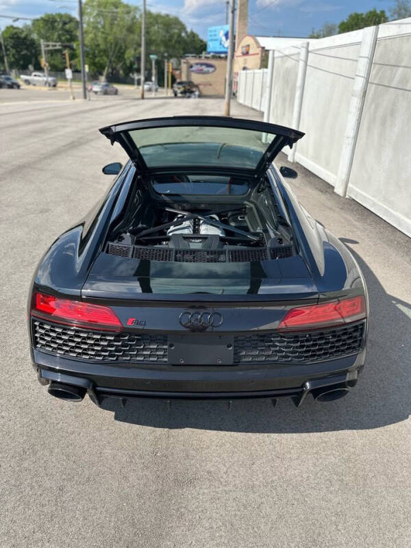 2021 Audi R8 Base photo 12