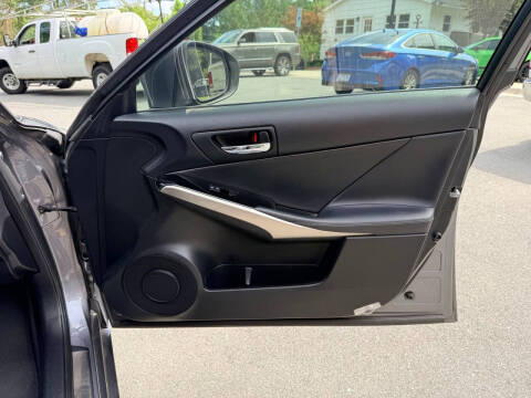 2016 Lexus IS 200t