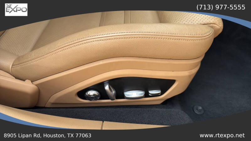 2017 Porsche Panamera