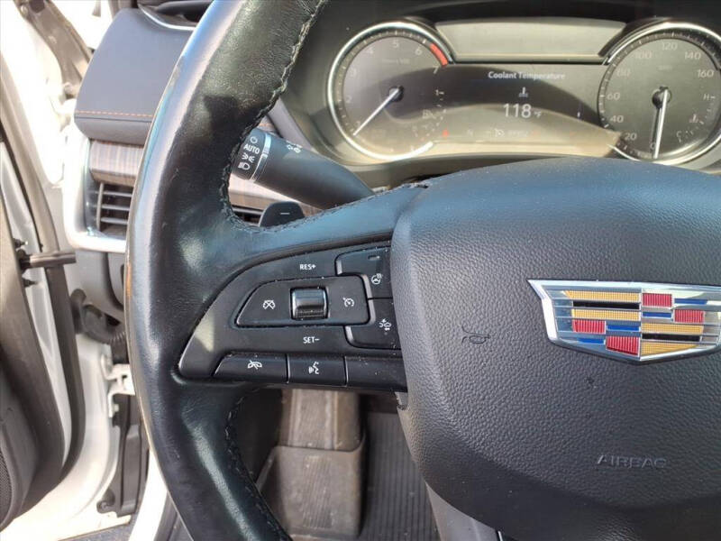 2019 Cadillac XT4 Premium Luxury