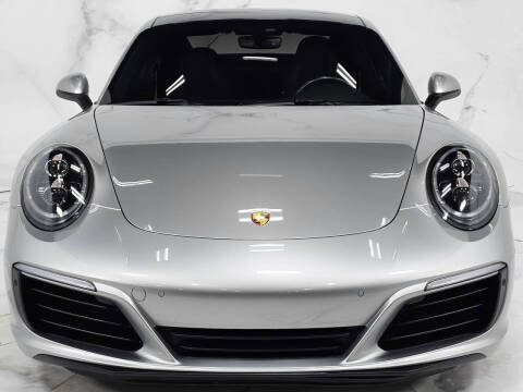 2019 Porsche 911 Carrera
