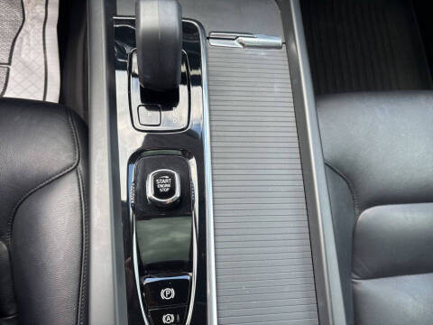 2023 Volvo XC60 B5 Core