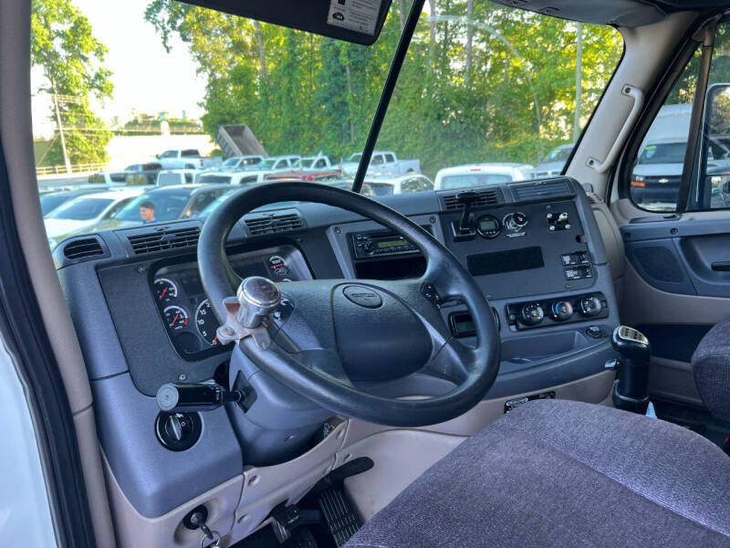 2015 Freightliner Cascadia