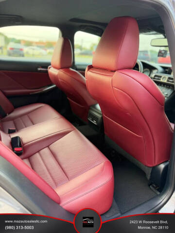 2016 Lexus IS 300