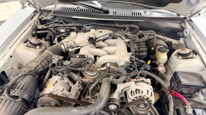 2002 Ford Mustang Deluxe