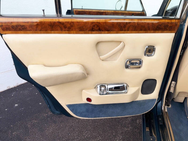 1973 Rolls-Royce Silver Shadow