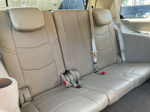 2015 Cadillac Escalade Luxury