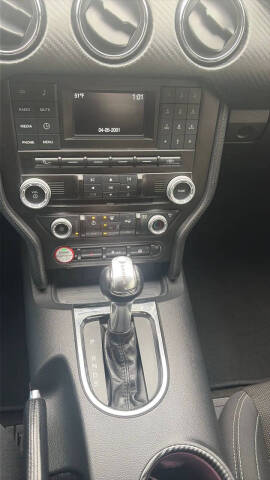 2015 Ford Mustang V6