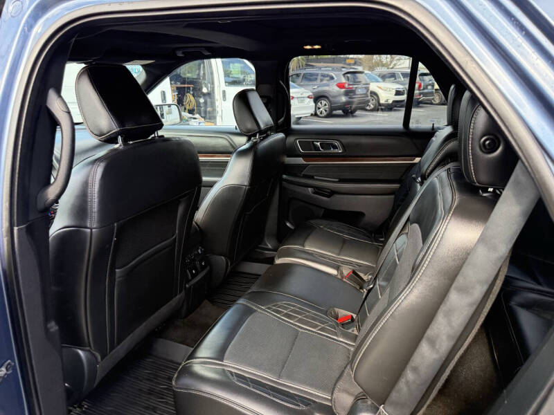 2019 Ford Explorer Platinum