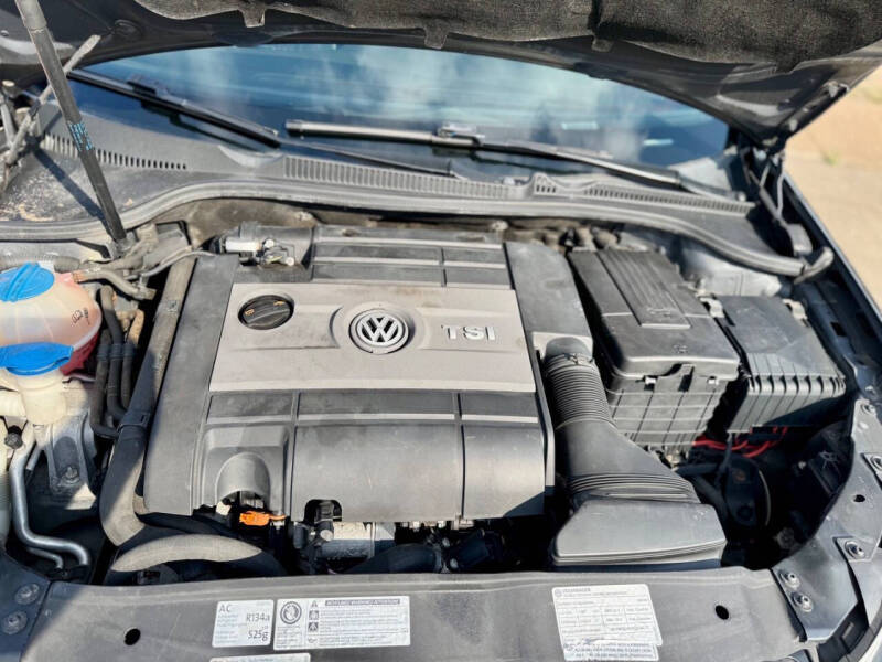 2012 Volkswagen Golf R 4Motion