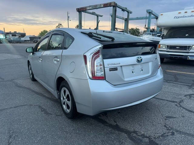 2014 Toyota Prius Two