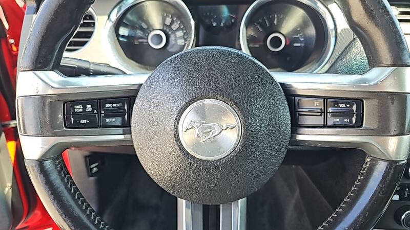 2014 Ford Mustang V6