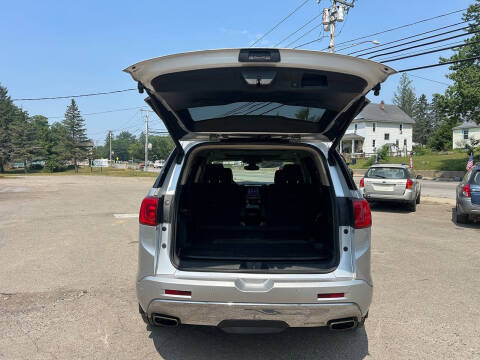 2017 GMC Acadia Denali