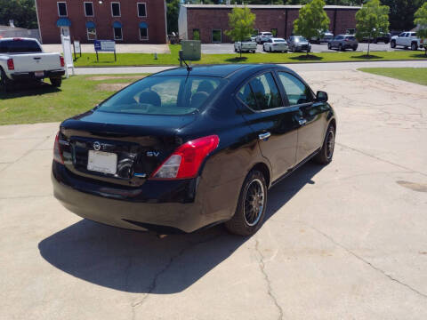 2012 Nissan Versa 1.6 SV