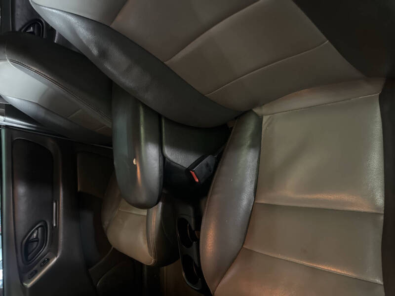 2003 Ford Escape XLT Popular