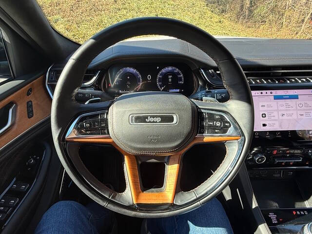 2022 Jeep Grand Cherokee Summit Reserve