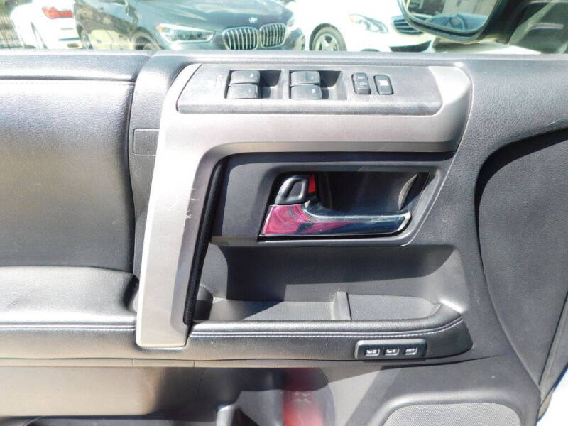 2014 Toyota 4Runner SR5