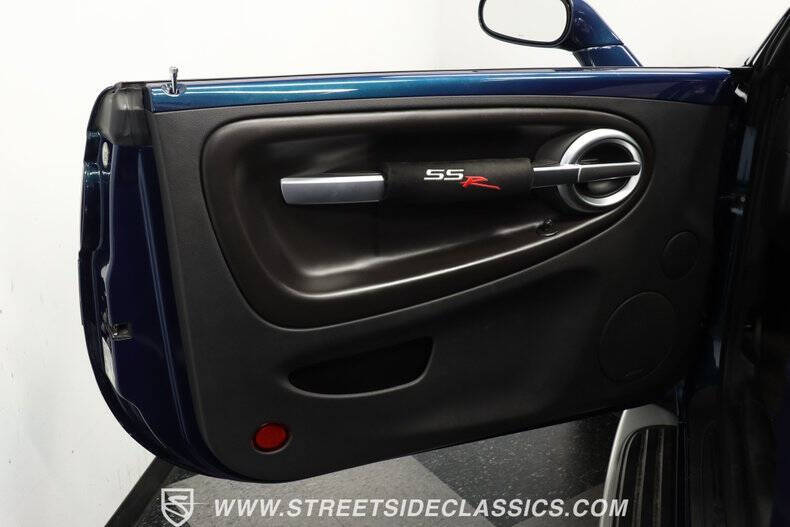 2005 Chevrolet SSR LS