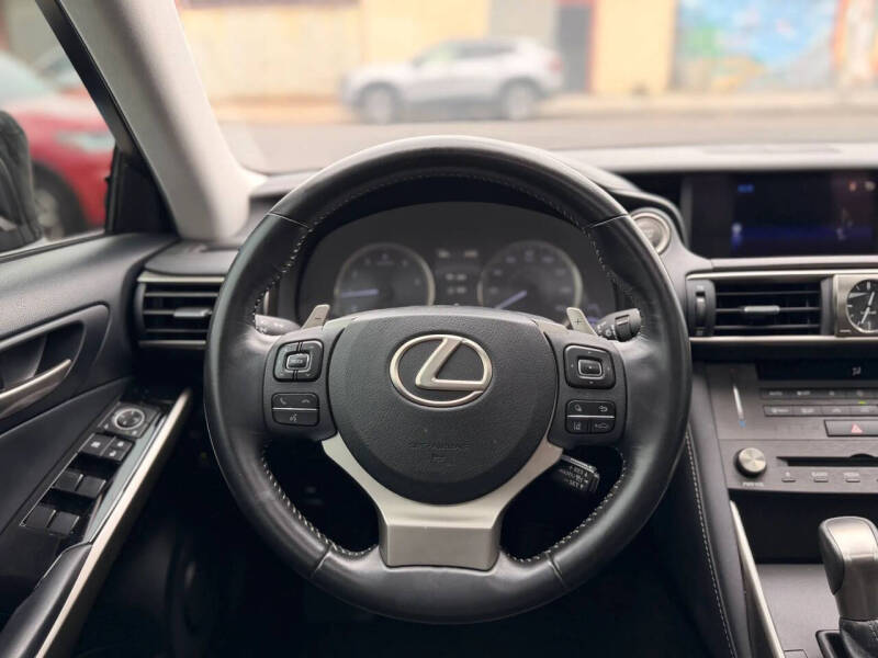 2019 Lexus IS 300