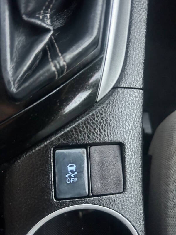 2016 Toyota Corolla LE Plus