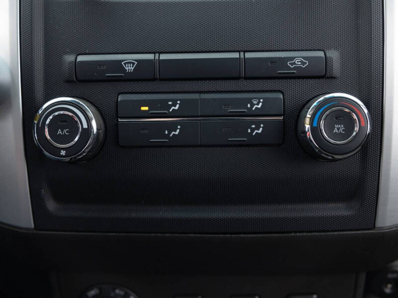 2012 Nissan Frontier SV V6