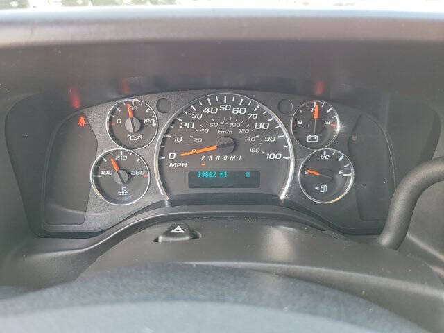 2025 Chevrolet Express LT 3500