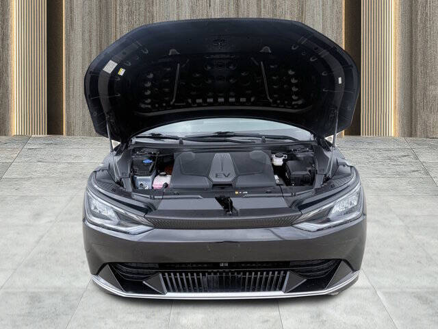 2022 Kia EV6 Wind