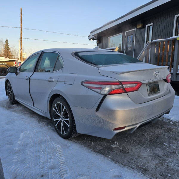 2018 Toyota Camry SE