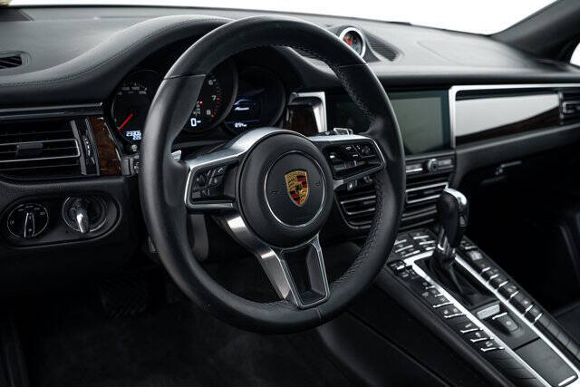 2021 Porsche Macan
