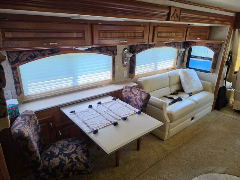 2004 Monaco DIPLOMAT