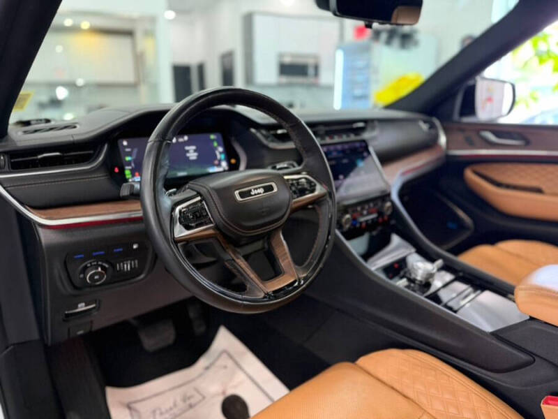 2022 Jeep Grand Cherokee