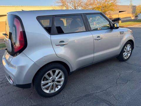 2018 Kia Soul +